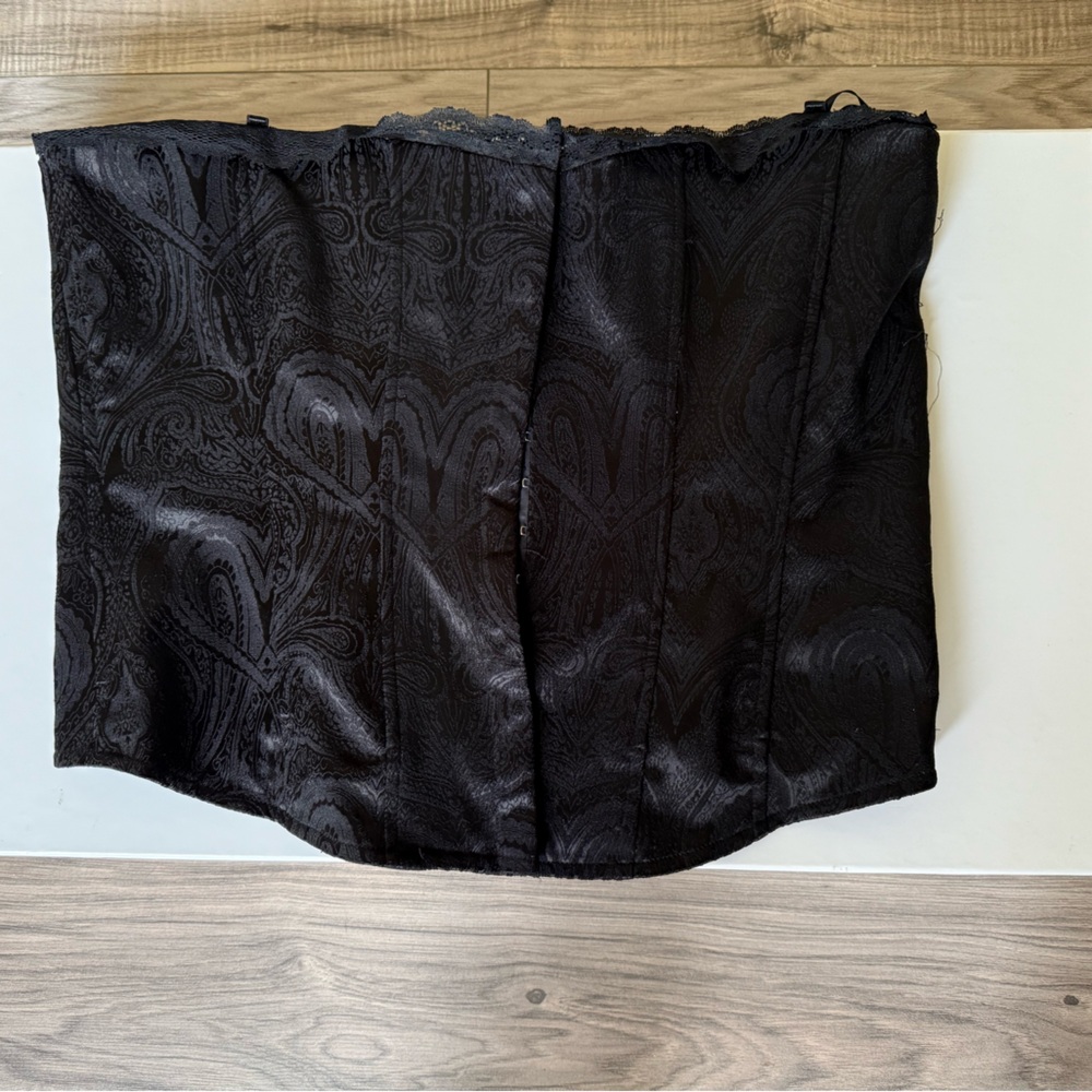 Elegant Black Paisley Corset